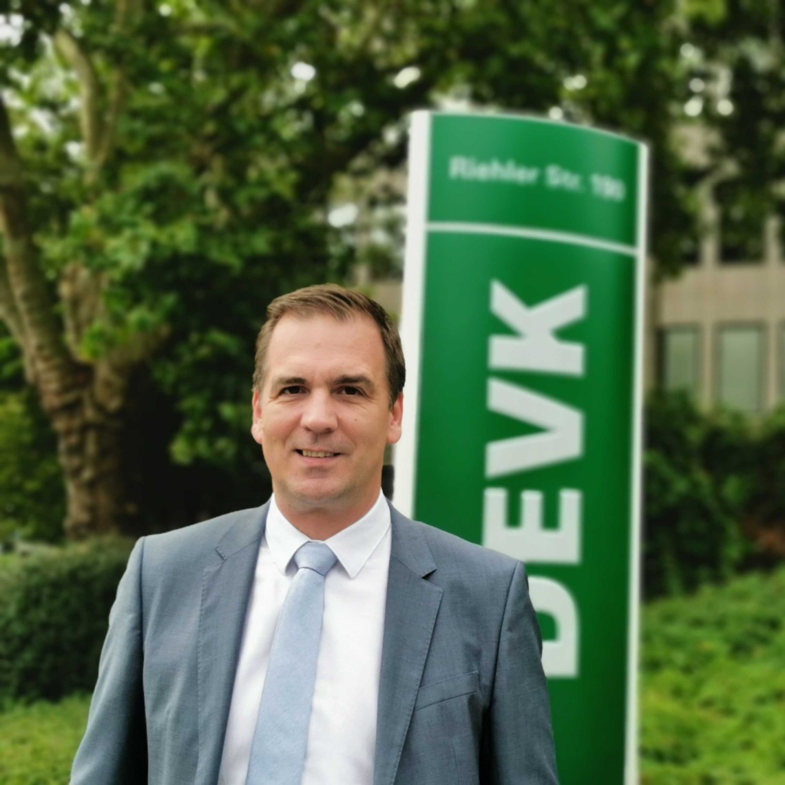 Urlaub mit dem Auto sicher und entspannt reisen DEVK