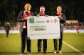 Aktionen Stiftung 1. FC Köln und DEVK: Scheckübergabe für den guten Zweck