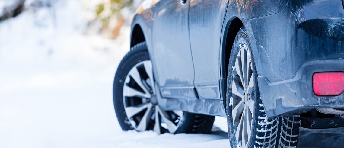 Mit 6 Tipps sicher im Winter Autofahren bei Eis & Schnee