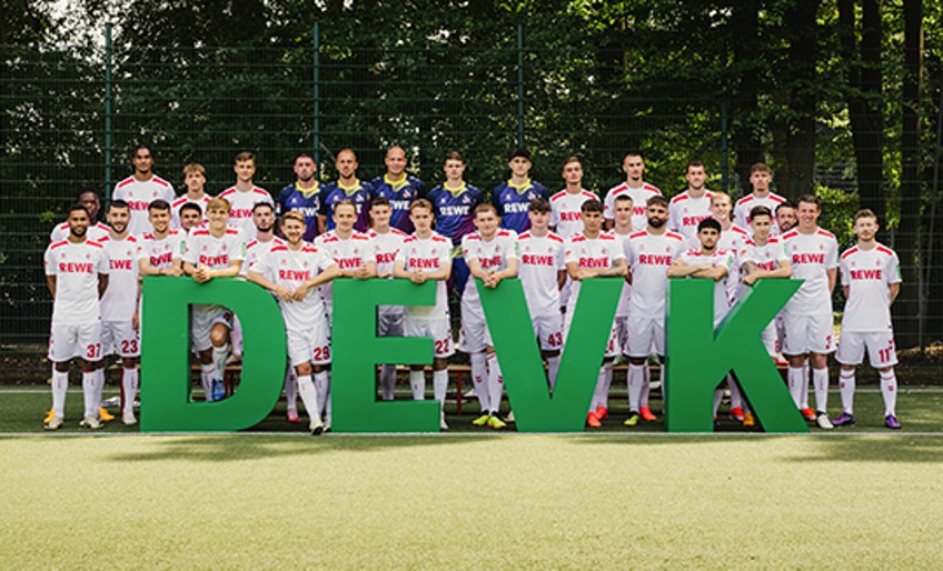 Partnerschaft 1. FC Köln - Mannschaftsfoto