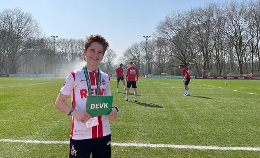 Robin rockt FC!: Kinderreporter Robin beim FC-Training am Geißbockheim